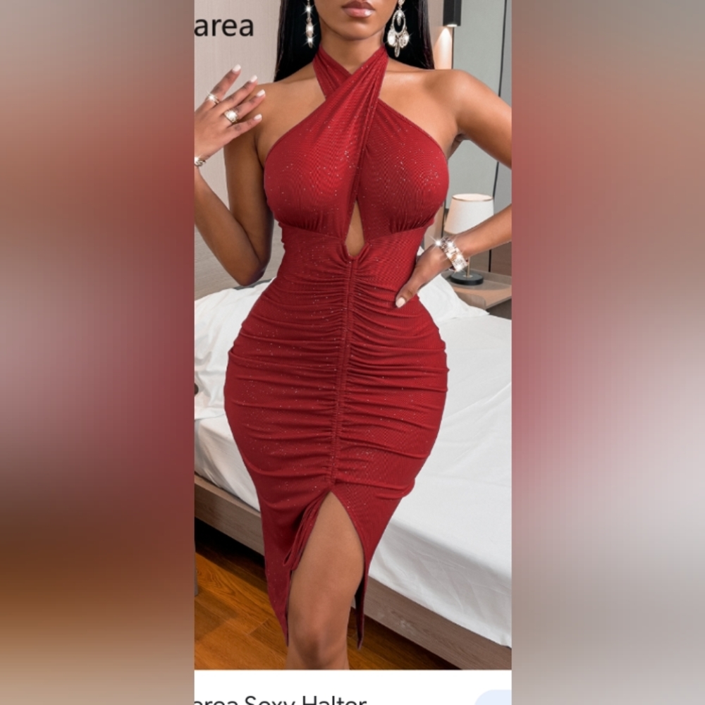Sexy sequin Dress for women crisis crisis halter dress. 100/ strech